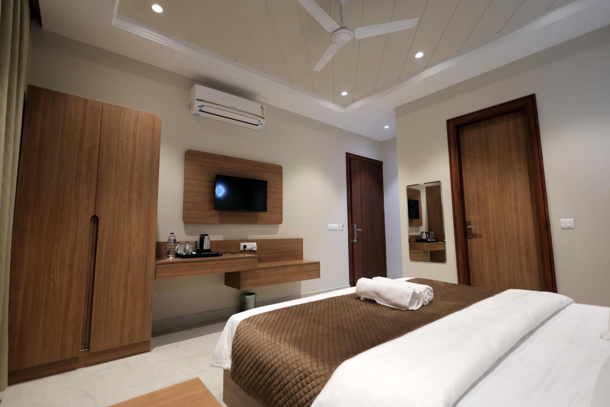 Hotel Regal Palm 모라다바드 외부 사진